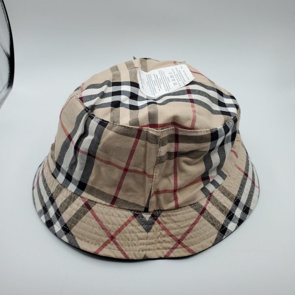 Burberry London Check reversible Bucket Hat (Black) (UNISEX) main image 11